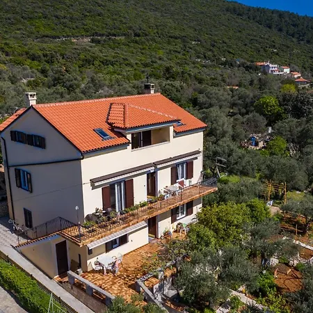 Paradiso Martinšćica