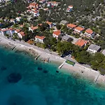 Paradiso Apartman *