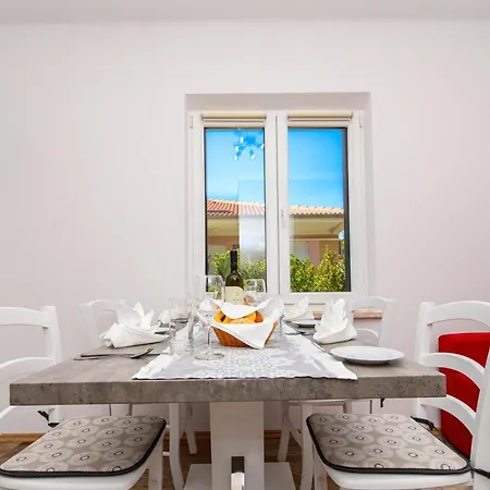 Paradiso Apartament *