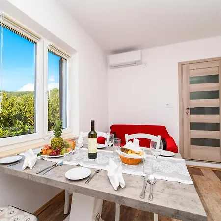 Apartment Paradiso *